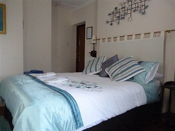 Hostal Oaklands House