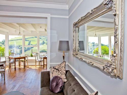 Bed & Breakfast The Dartmouth Boutique B &b