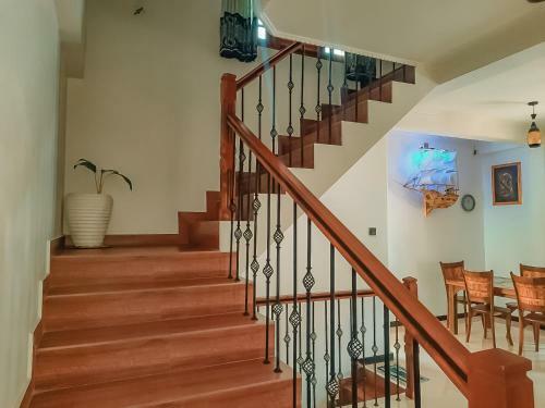 Hotel White House Ratnapura