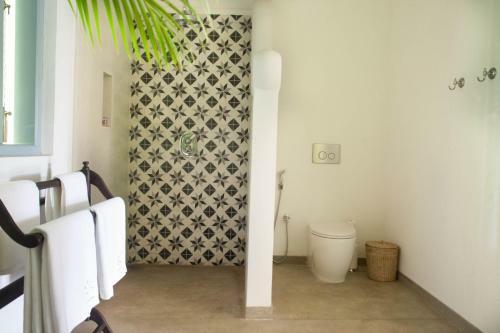 Six Bedroom Eco Chic Villa - Weligama