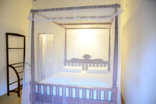 Hostal Surfing Life Guest House & Restaurant