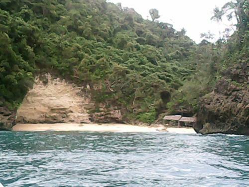 Bed & Breakfast Riverside At Aninuan Accommodation And Food