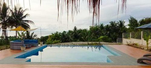 Luxe Bohemian Villa In Poblacion, Santander, Cebu