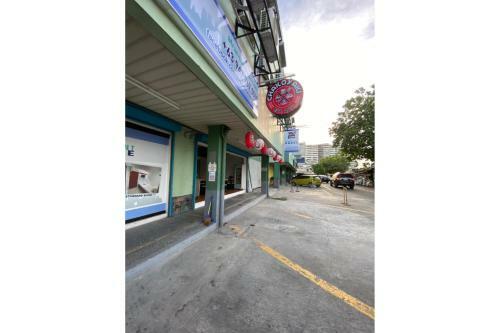 Hostal E Relaxed Haven Transient House