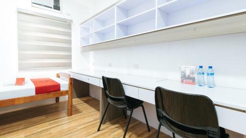 Hotel Reddoorz Plus @ 1318 Residences