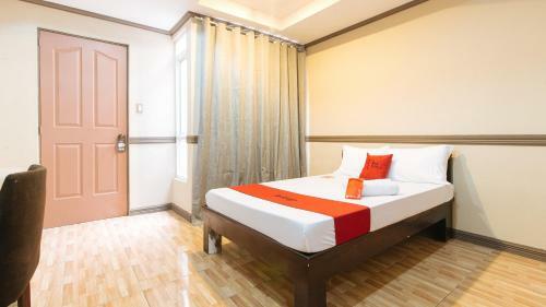 Hotel Reddoorz Canley Residential