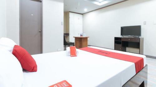 Hotel Reddoorz Canley Residential