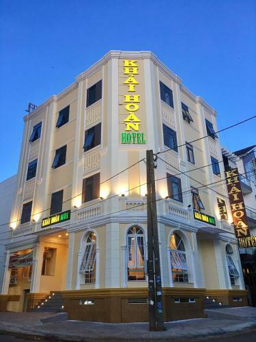 Kh?i Ho�n Hotel
