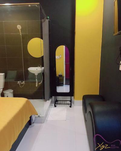 Hotel Xyz Minihostel Rach Gia