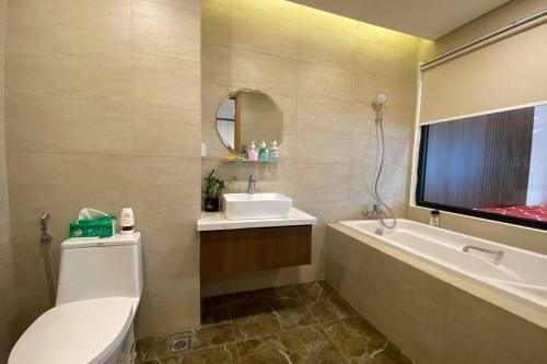 Flc Sea Tower Luxury - Queen Apartment