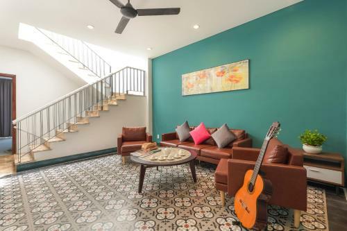 Lim's House - The Market Hideout House