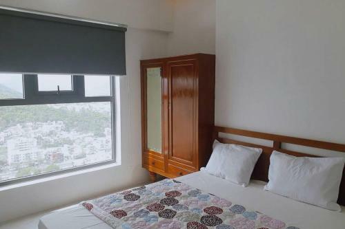 Apartamento C?n H? 2 Ph�ng Ng? ??y ?? Ti?n Nghi S�t Bi?n