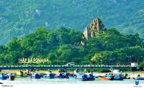 Beachfront Apartment Nha Trang