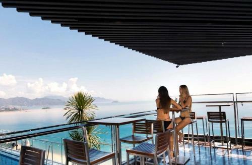 Two Bedrooms Apartment With Seaview, Highfloor