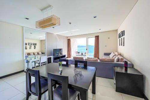 Beach The Beach Apartment