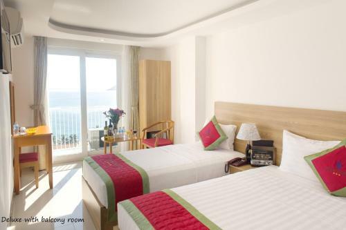 Siren Flower Hotel