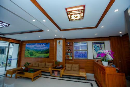 Hung Vuong Hotel