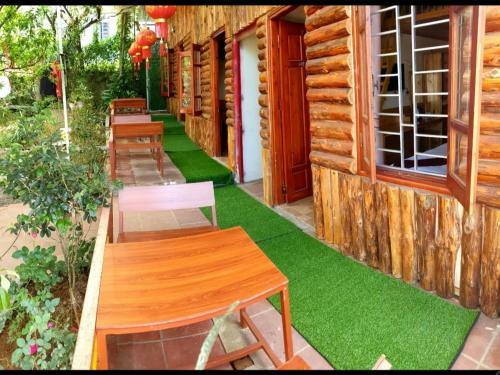 Bed & Breakfast Dang Khoa Lake View Homestay