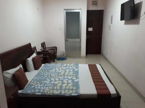 Hotel Kh�ch S?n Minh Ch�nh H?ng