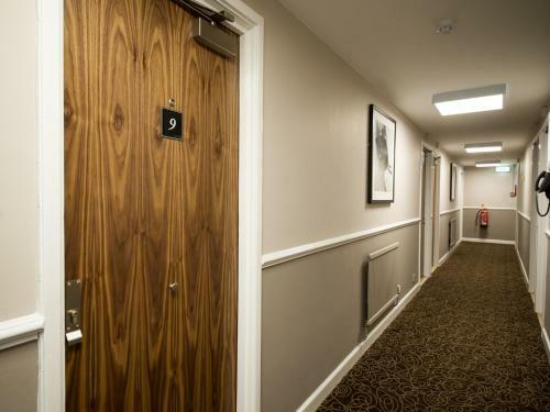 Red Lion Hotel