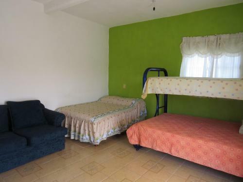 Bonita Casa Con Alberca En Mazatepec, Morelos