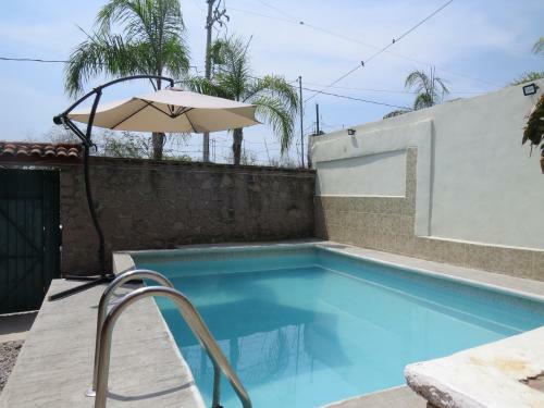 Bonita Casa Con Alberca En Mazatepec, Morelos