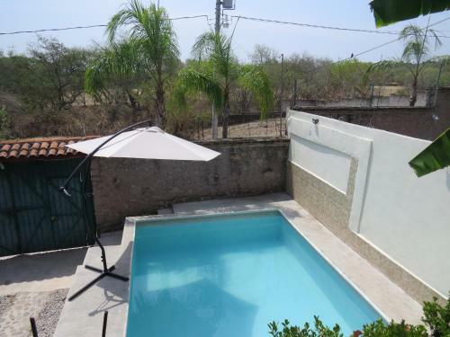Bonita Casa Con Alberca En Mazatepec, Morelos