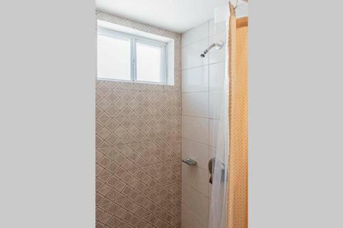 Apartamento Monterrey Living Centro El Titan Piso 6