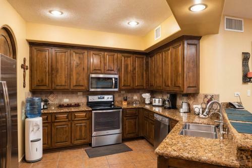 Bella Sirena 2br Be 604-v By Casago
