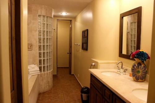 Bella Sirena 2br Be 604-v By Casago