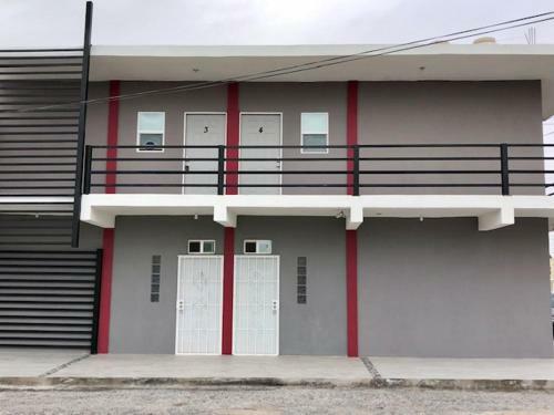 New 2 Bedroom Luxury Apartment -great Location -modern