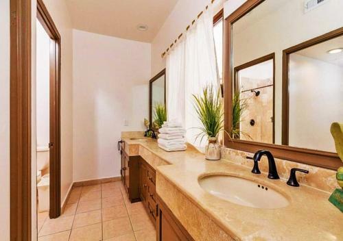 Apartamento Right On The Beach! Ocean Front 2 Story Penthouse