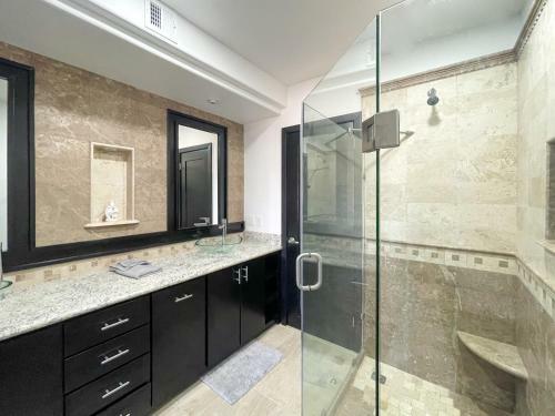 Apartamento Stylish Luxe Condo With Ocean View And Pools