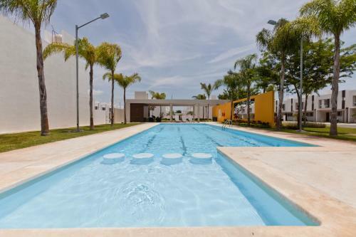 Jacuzzi Home, Holidays