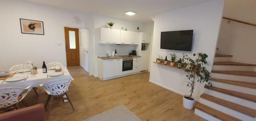 Apartamento Weingut & Ferienwohnungen Lenhard