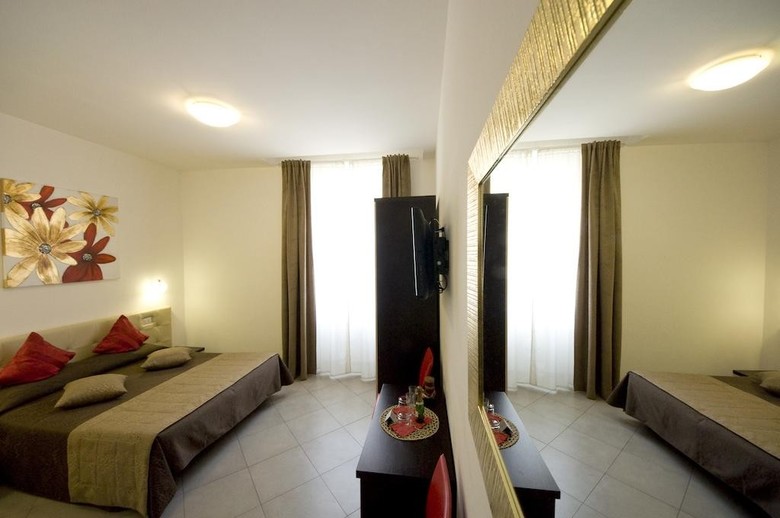 Hotel Ara Pacis Inn