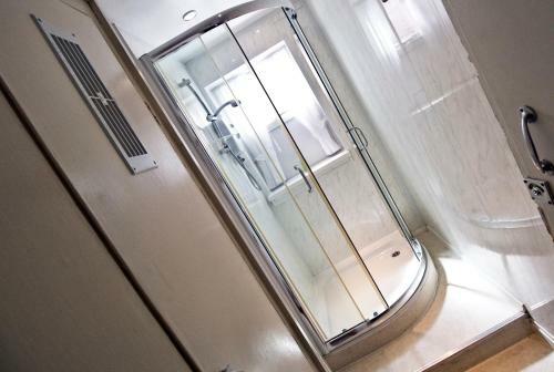 Hostal Linroy Guest House