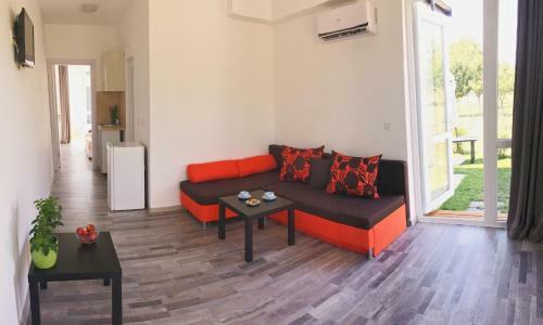 Hostal Karia Apartments