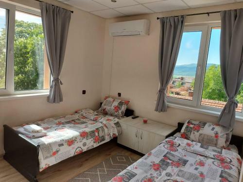 Hostal Bubolina House