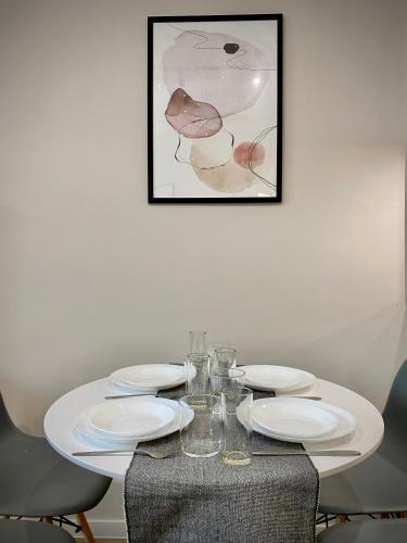 Stylish Top Centre Apartment For 4 Guests