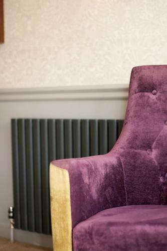 Ascot House Hotel