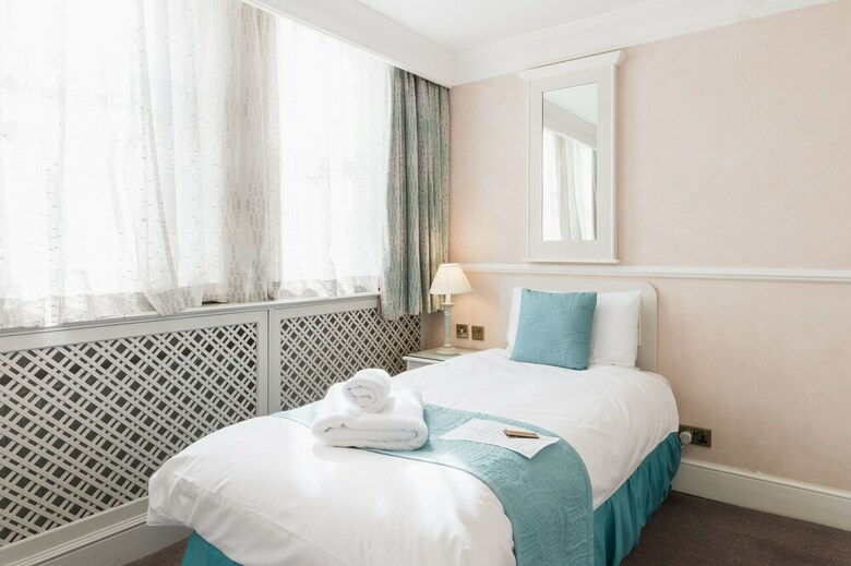 Bed & Breakfast St Margarets Hotel