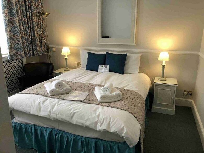 Bed & Breakfast St Margarets Hotel