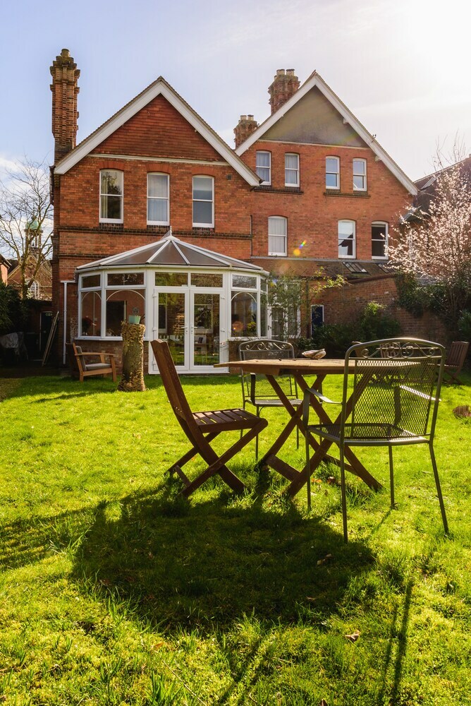 Bed & Breakfast St Margarets Hotel