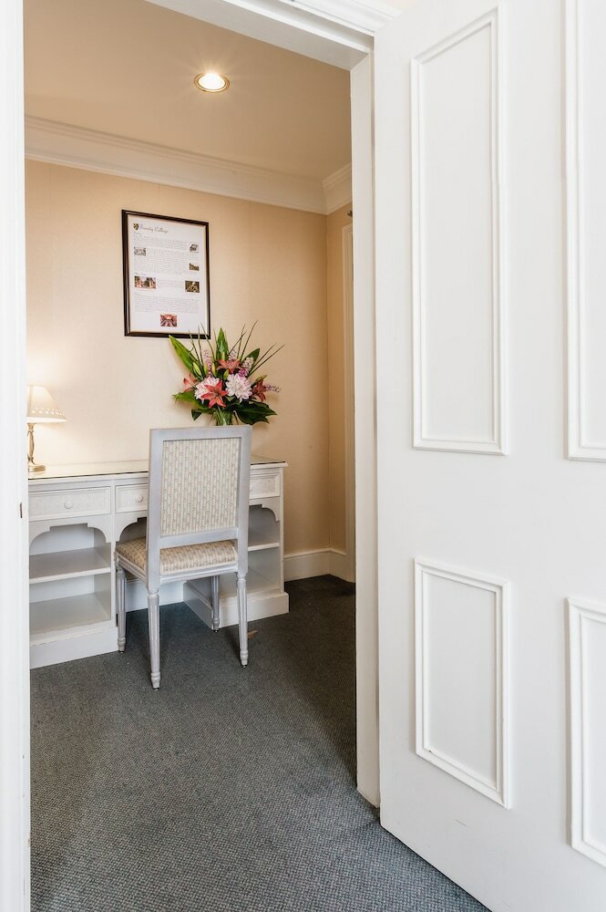 Bed & Breakfast St Margarets Hotel