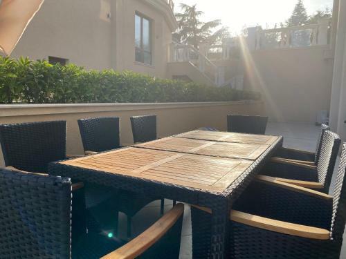 Luxurious And Panoramic Apartment At The Beach In La Mer Complex