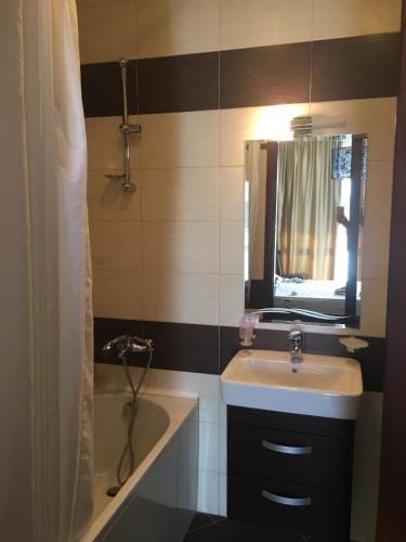 Apartamento ???????????? ? 2 -?? ?????????. Golden Line.