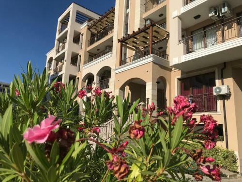 Exclusive Apartment In Porto Paradiso