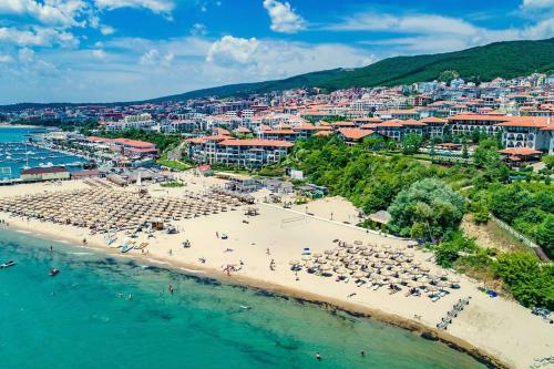 Exclusive Apartment In Porto Paradiso