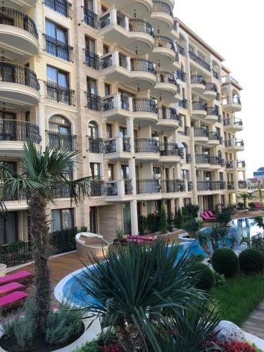 A&a Luxus Apartament 200 M From Sea